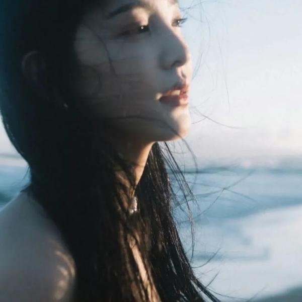 不期而至